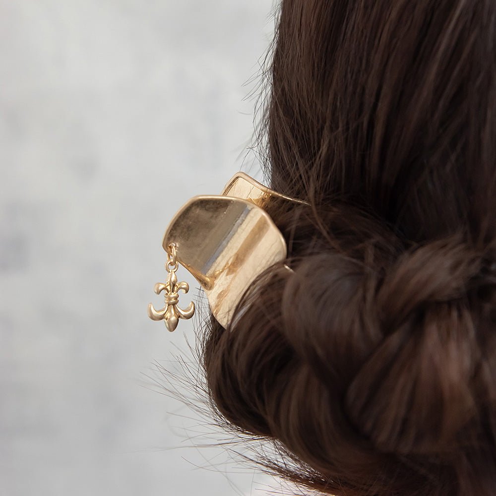 Fleur de Lis Distressed Look Mini Hair Claw