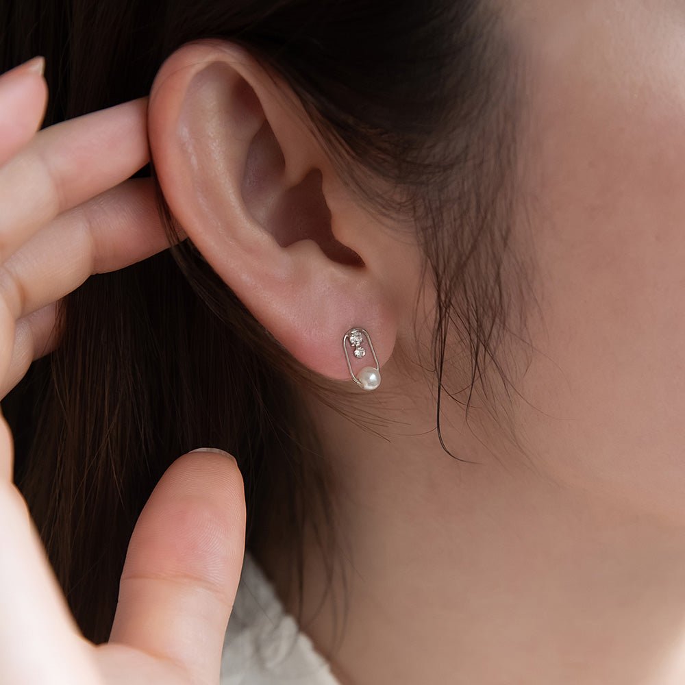 Pearl and Stone Round Earrings